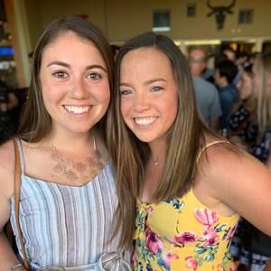 Meet your Posher, Lauren